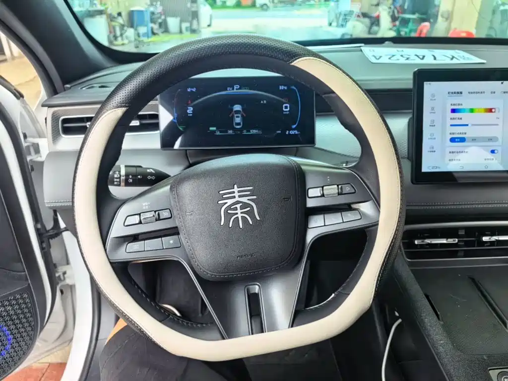 BYD Qin PLUS 2025 — фото 11