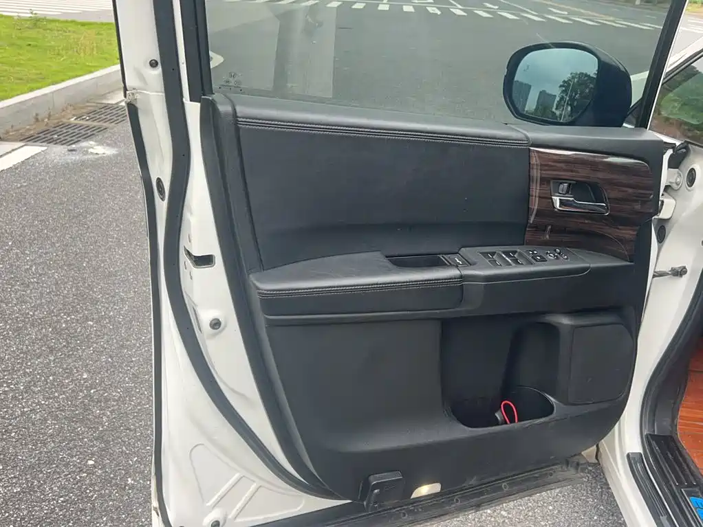 Honda Elysion 2019