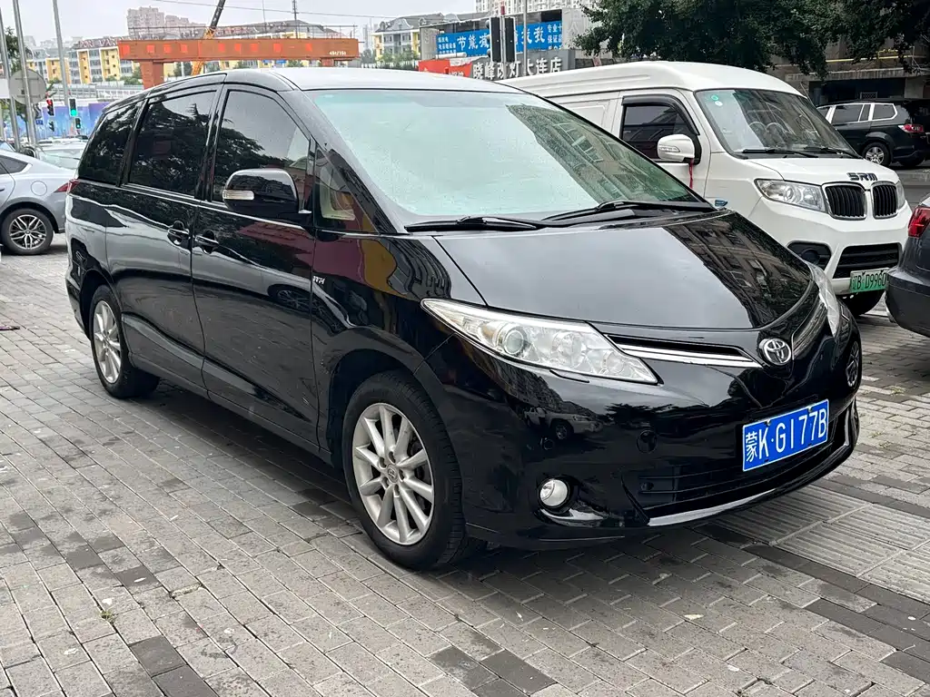 Toyota Previa 2018 — фото 2