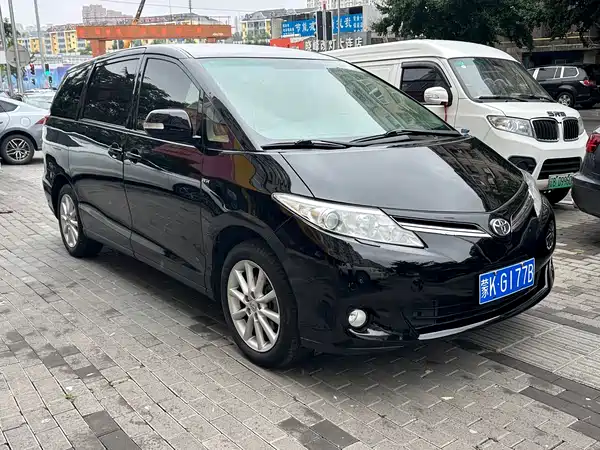 Toyota Previa 2018