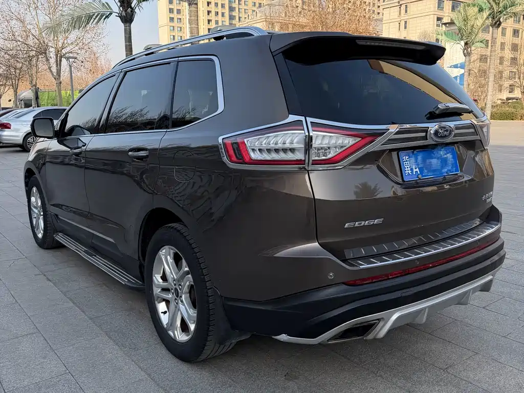 Ford Edge 2015 — фото 4