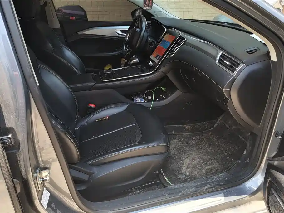 Roewe i6 MAX 2020 — фото 8