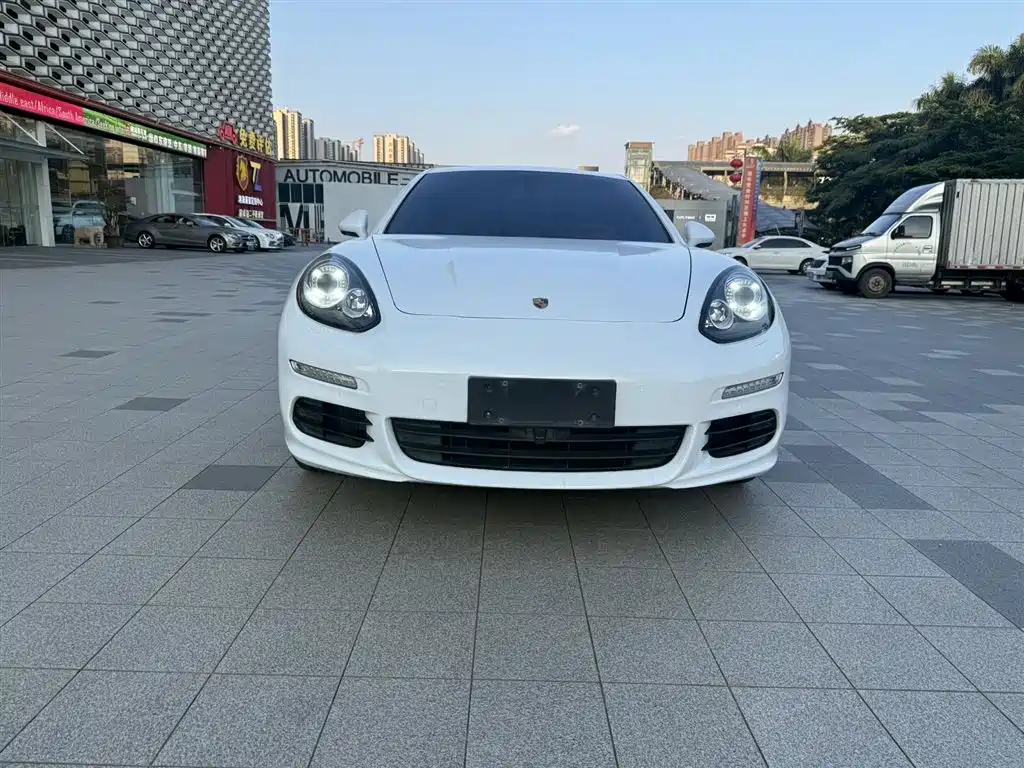 Porsche Panamera 2015 — фото 2