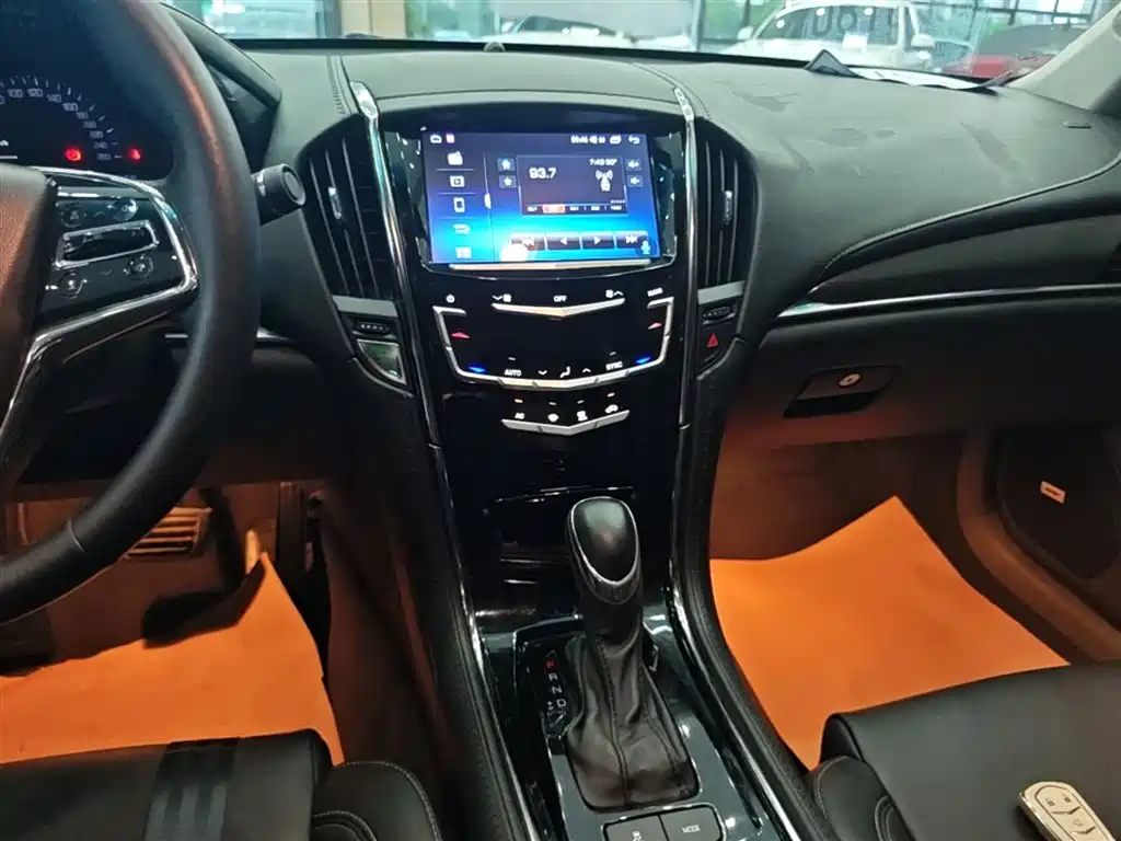 Cadillac ATS-L 2015 — фото 13