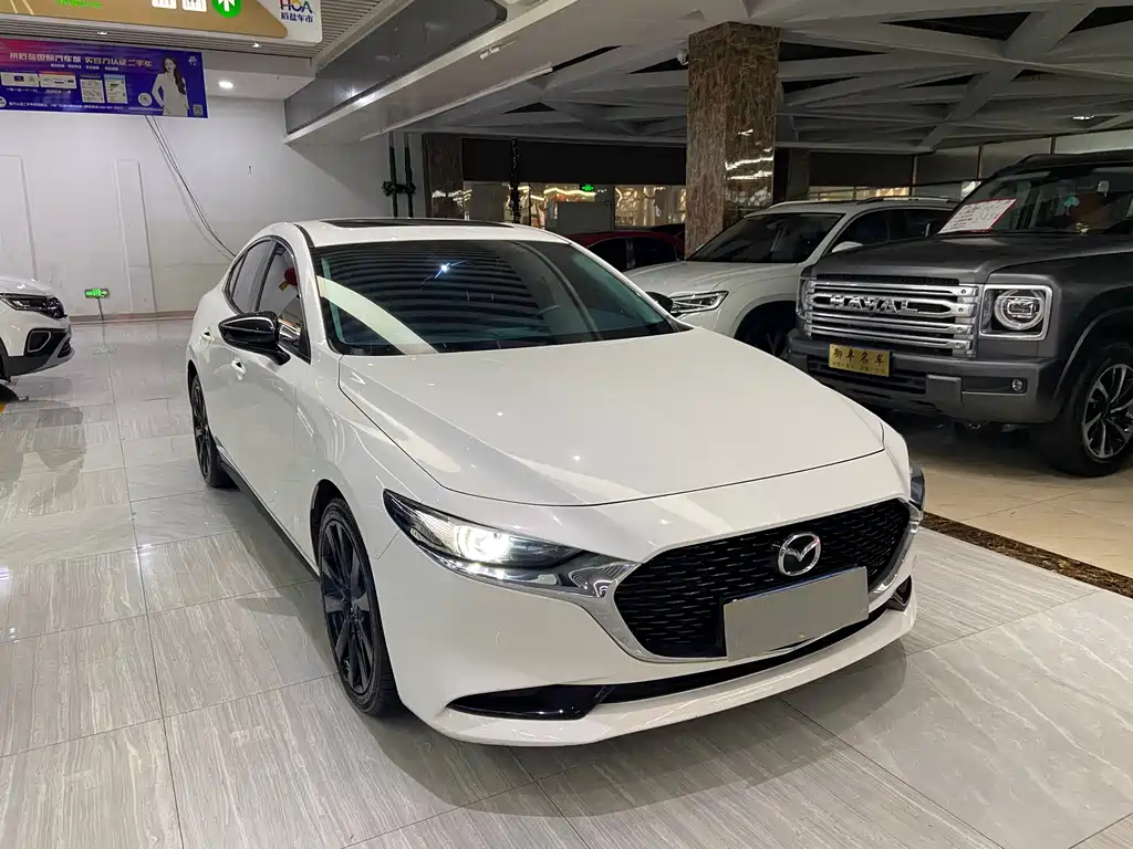 Mazda 3 Axela 2023