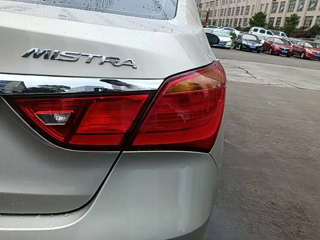Hyundai Mistra 2016 — фото 8