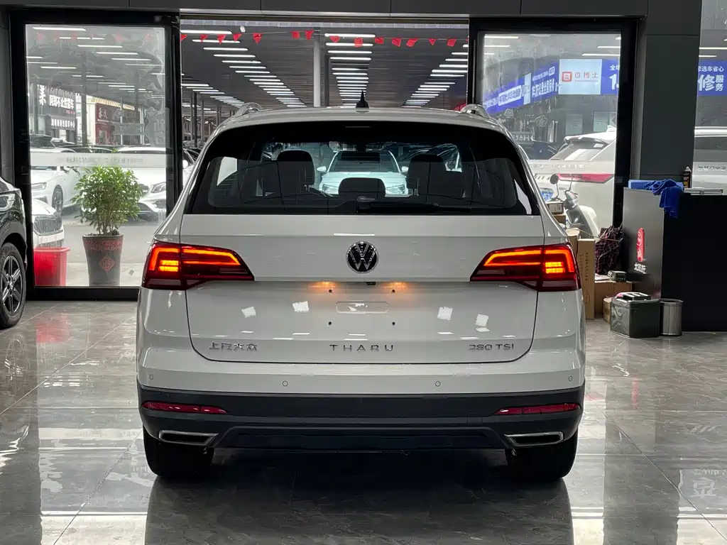 Volkswagen Tharu 2022 — фото 16
