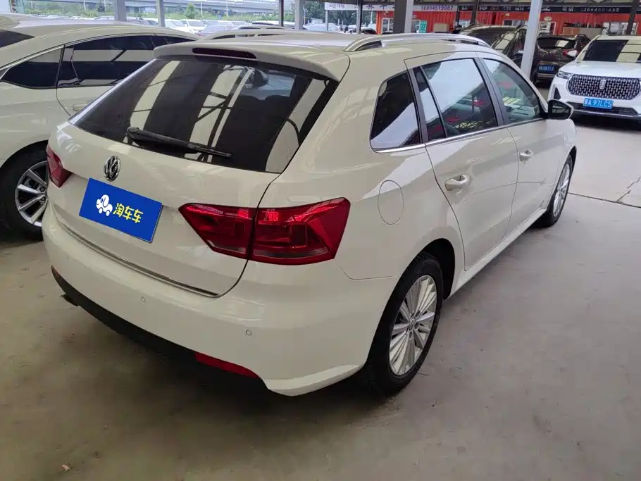 Volkswagen Gran Lavida 2015