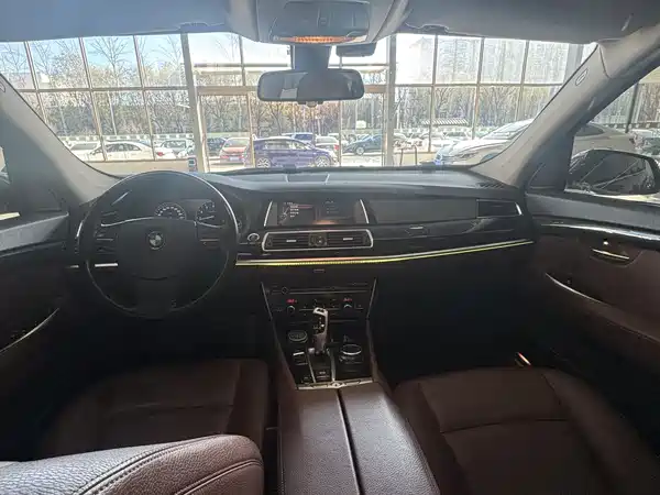 BMW 5 Series GT 2014