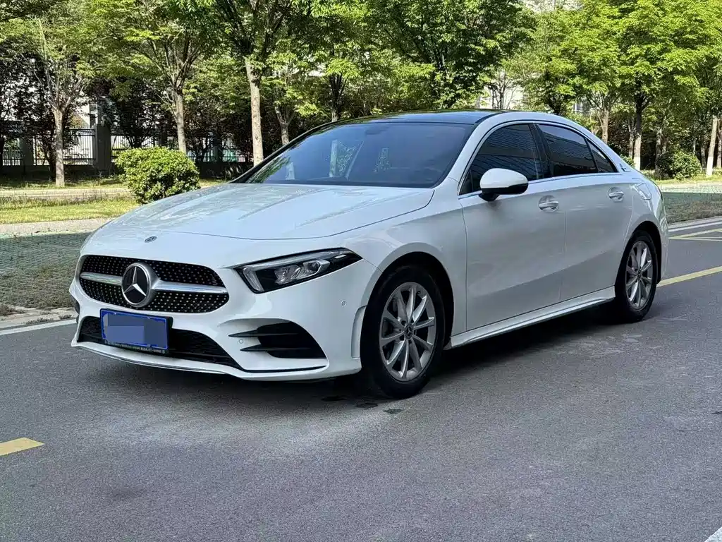 Mercedes-Benz A-Class 2021 — фото 1