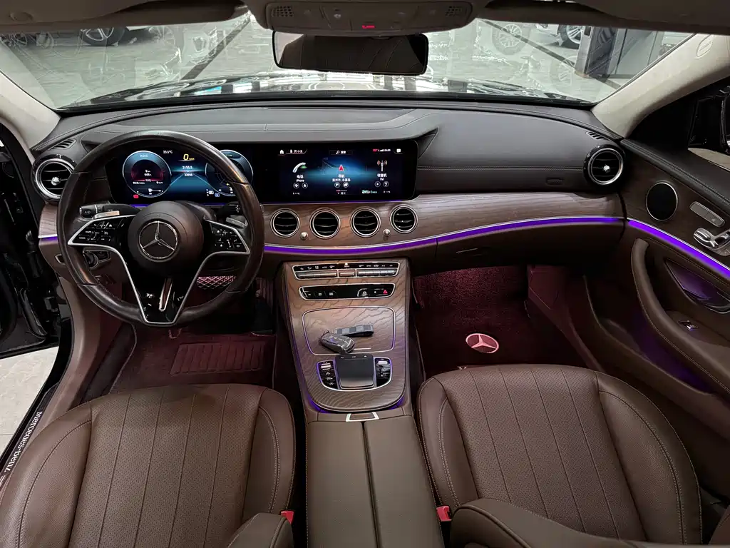 Mercedes-Benz E-Class 2021 — фото 11