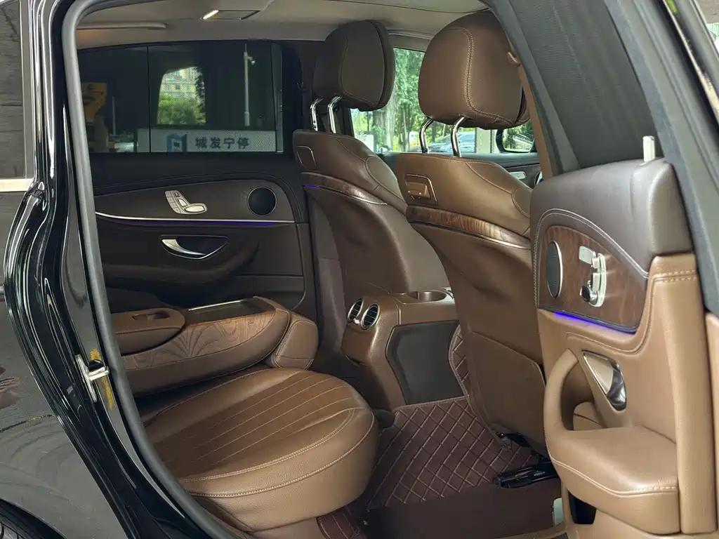 Mercedes-Benz E-Class 2018