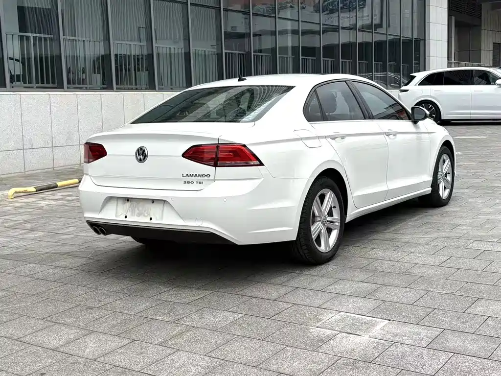Volkswagen Lamando 2016