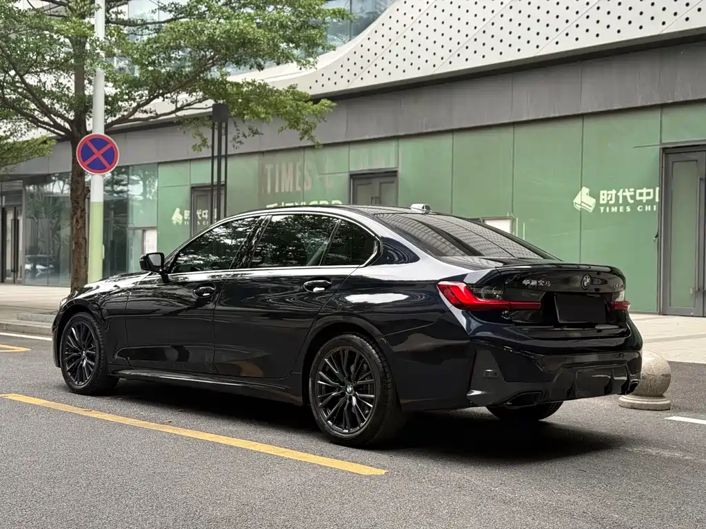 BMW 3 Series 2023