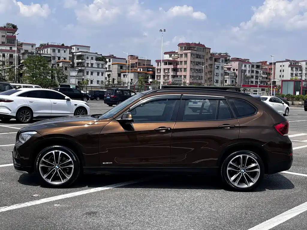 BMW X1 2016 — фото 8