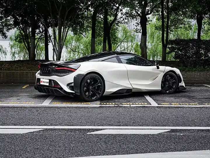 McLaren 720S 2019 — фото 9