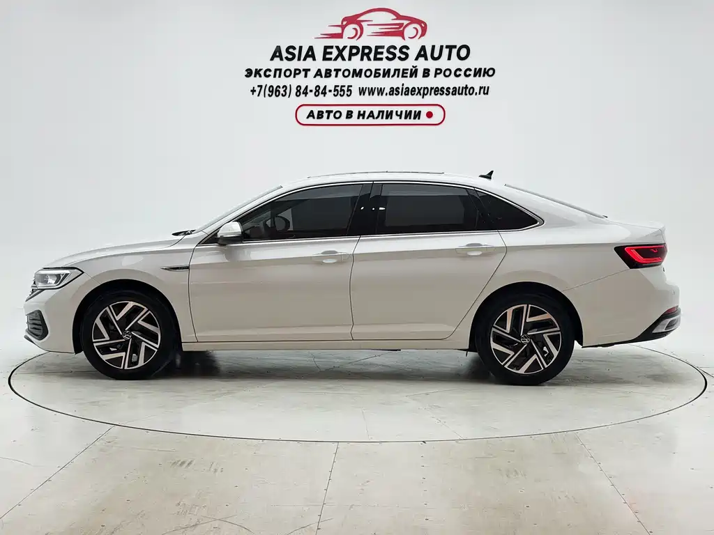 Volkswagen Sagitar 2022