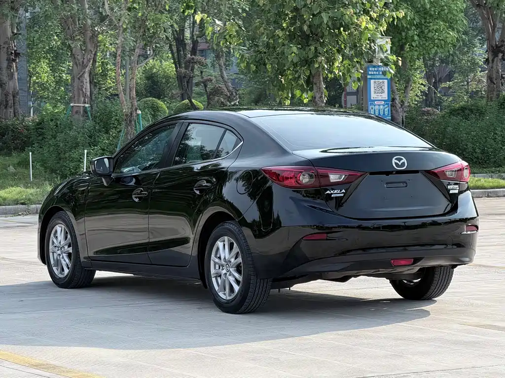 Mazda 3 Angkesela 2016
