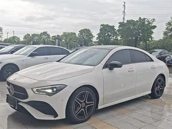 Mercedes-Benz CLA 2025