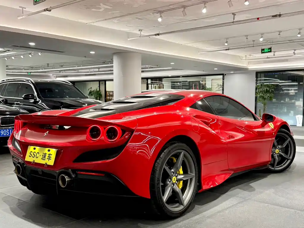 Ferrari F8 2019 — фото 4