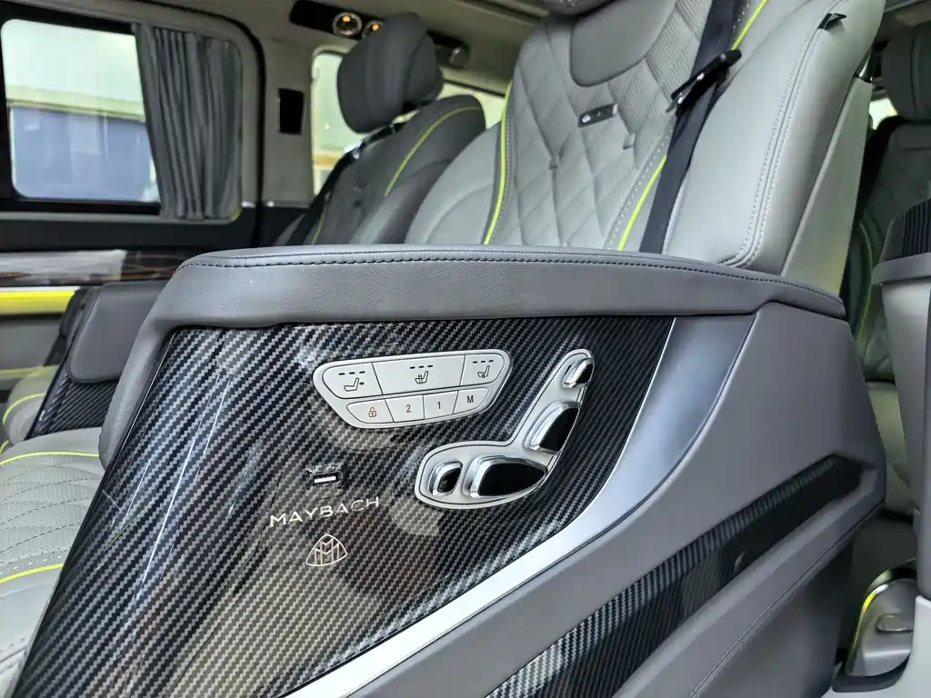 Mercedes-Benz Vito 2023 — фото 16