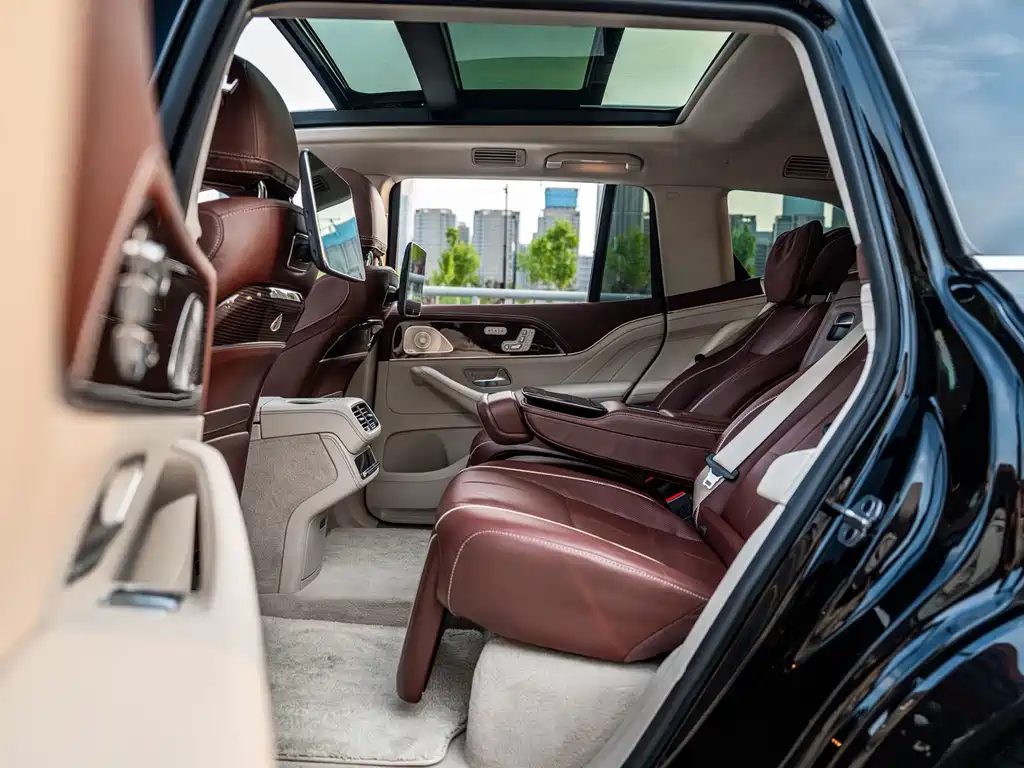 Mercedes-Benz GLS 2023 — фото 7
