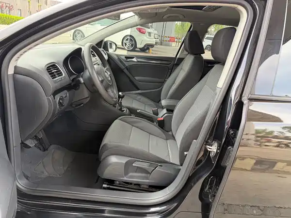 Volkswagen Golf 2010