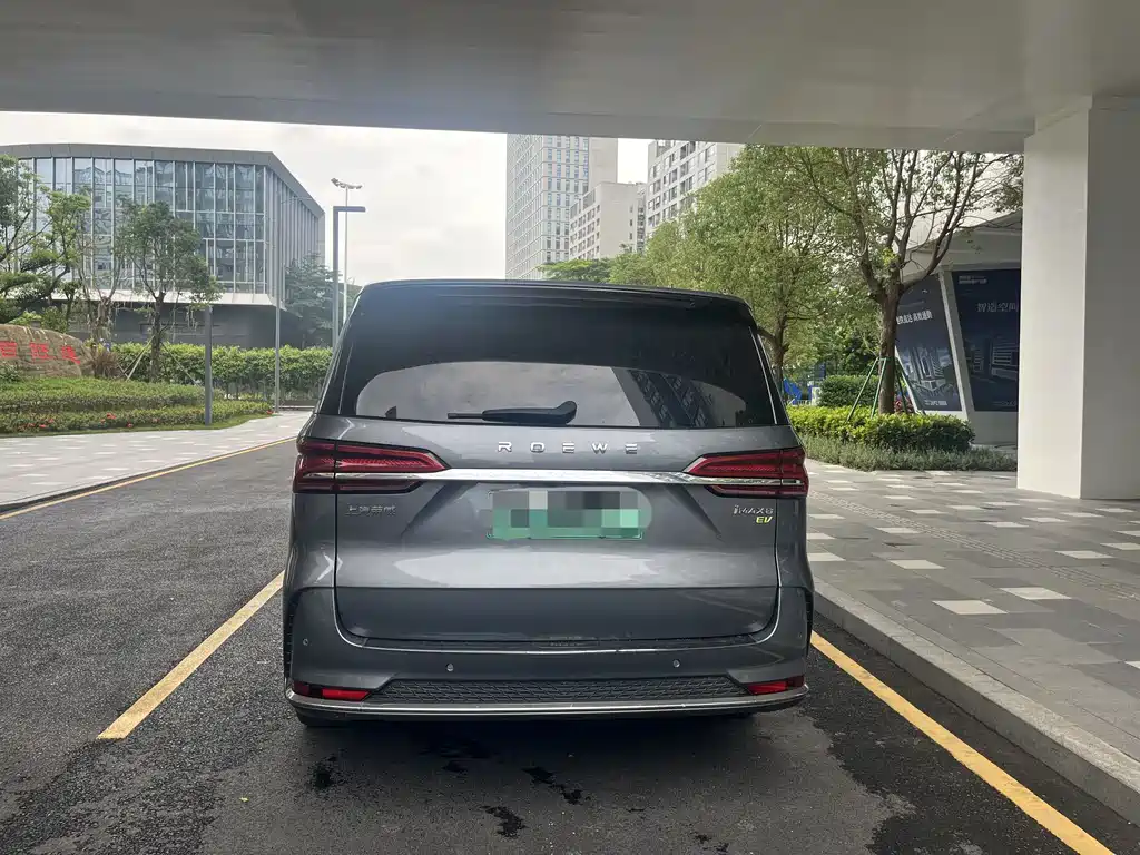 Roewe iMAX8 New Energy 2023