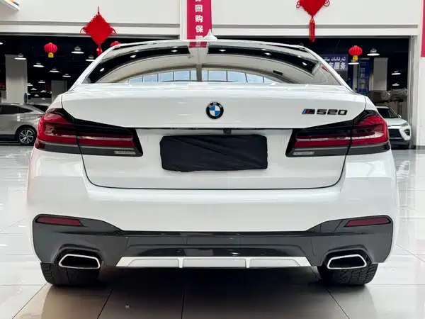 BMW 5 Series 2022