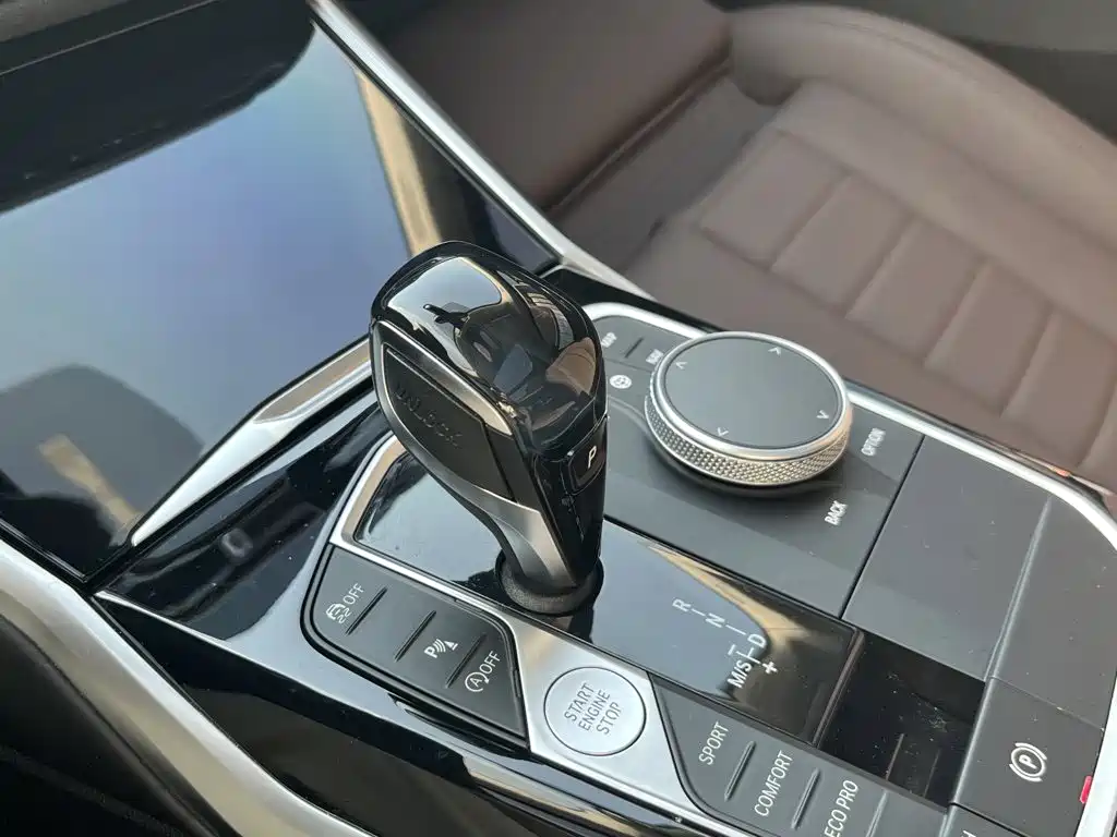 BMW 3 Series 2020 — фото 15