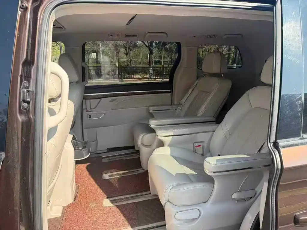 GAC Motor Trumpchi M8 2018 — фото 6