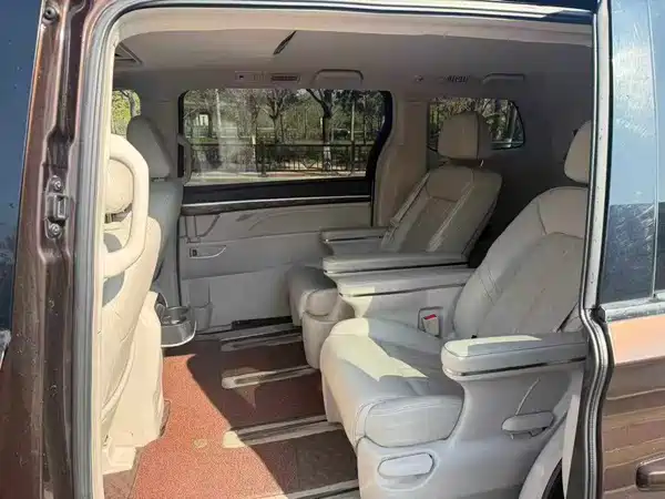 GAC Trumpchi M8 2018