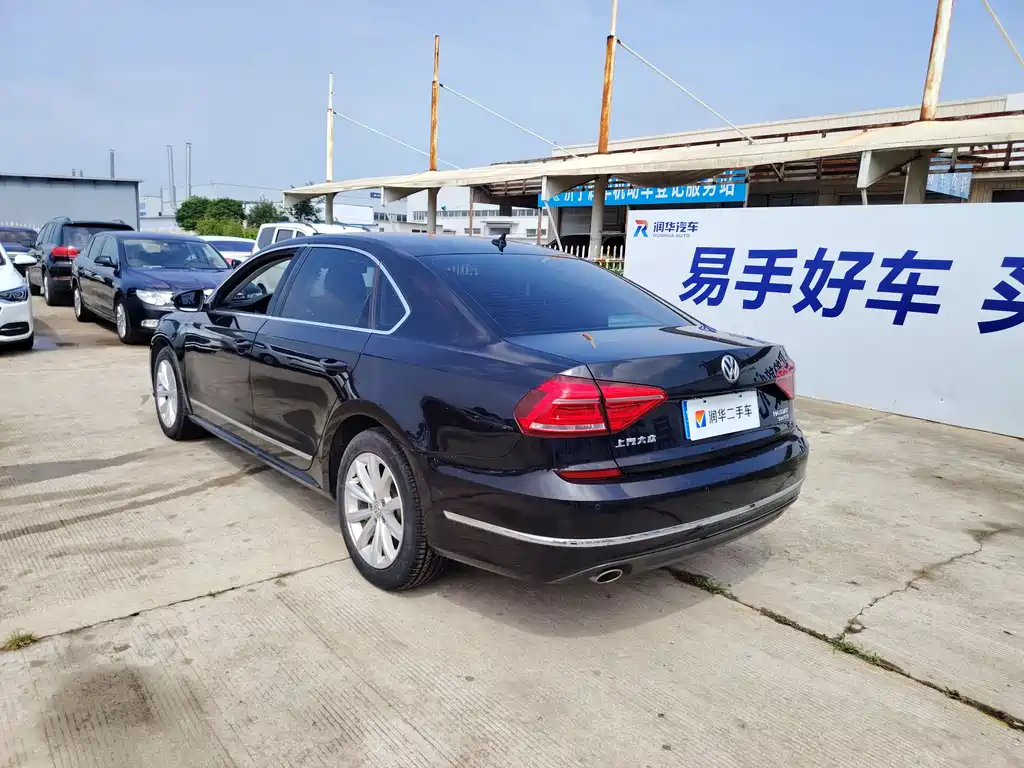 Volkswagen Passat 2018 — фото 12