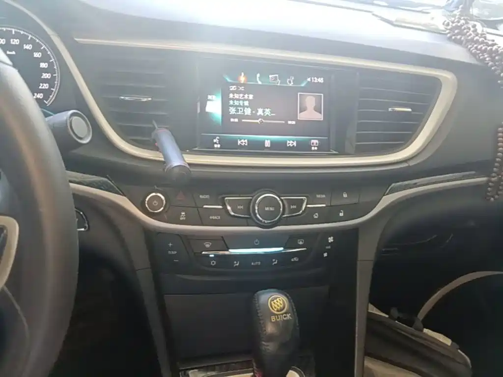Buick Excelle 2015 — фото 13