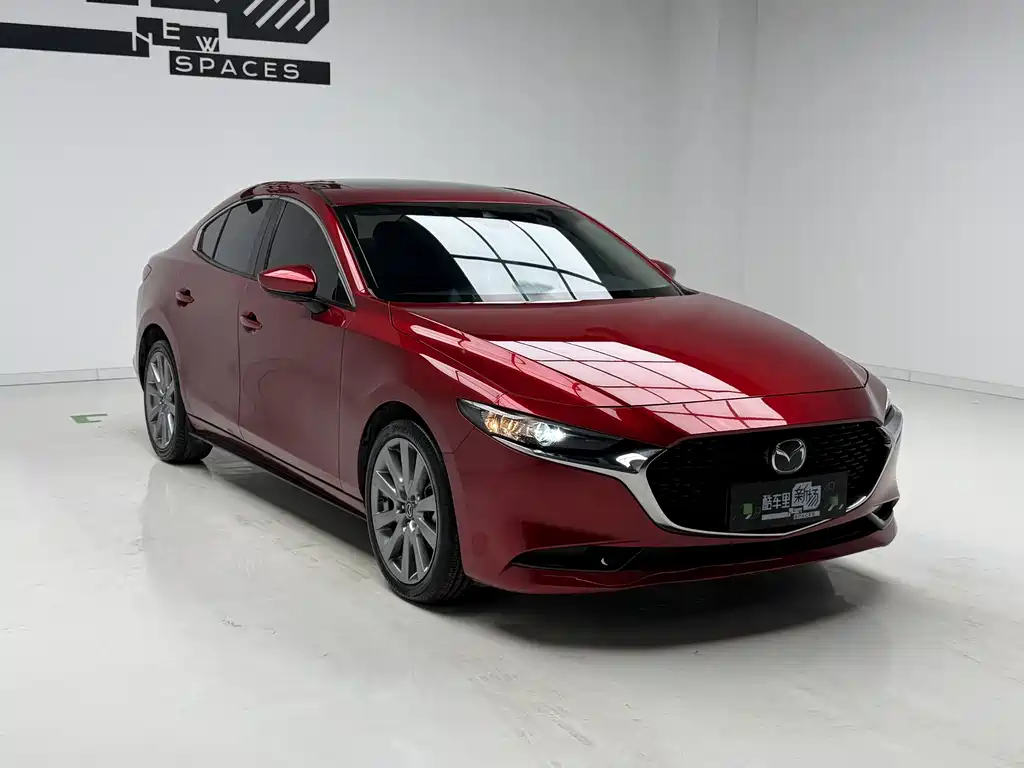 Mazda 3 Axela 2023