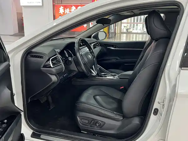 Toyota Camry 2020