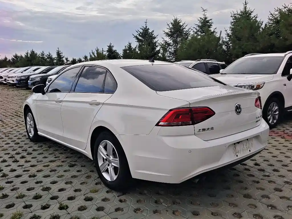 Volkswagen Lamando 2016