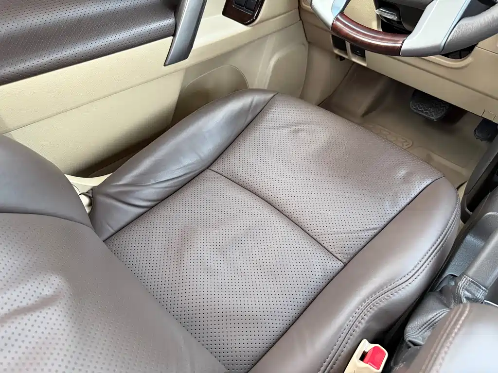 Toyota Prado 2015 — фото 20