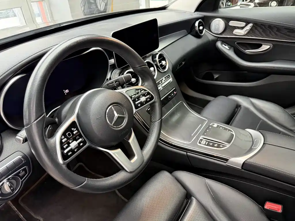 Mercedes-Benz C-Class 2019 — фото 9