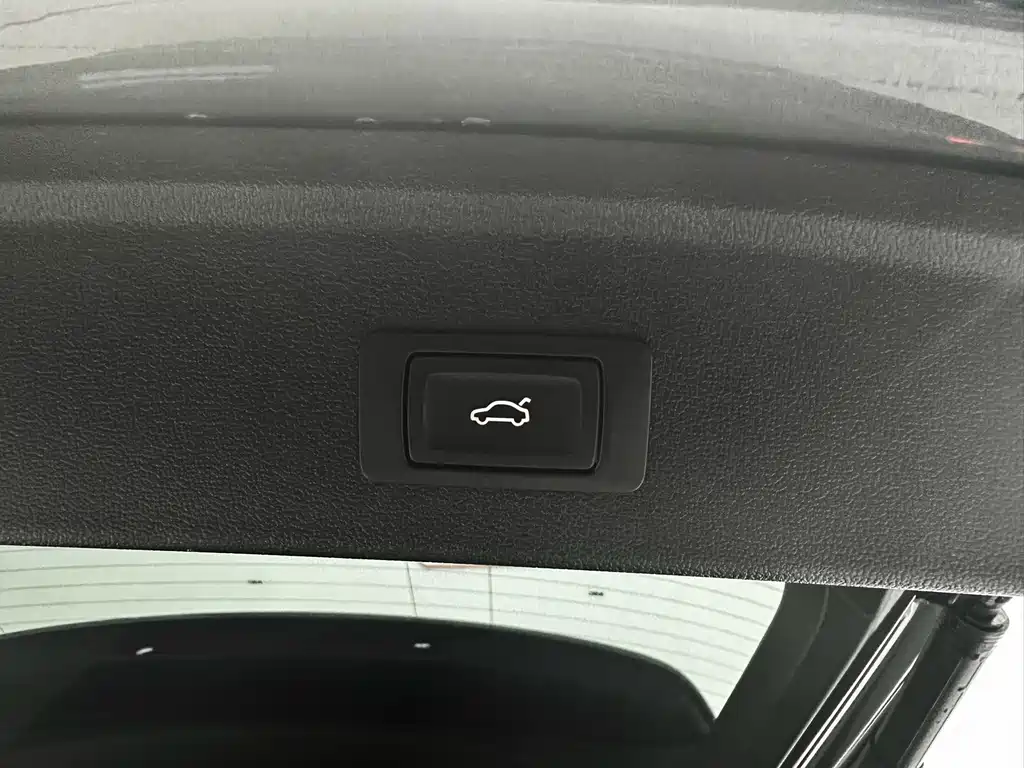 Audi A3 2022 — фото 10
