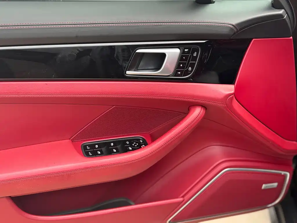 Porsche Panamera 2020 — фото 15