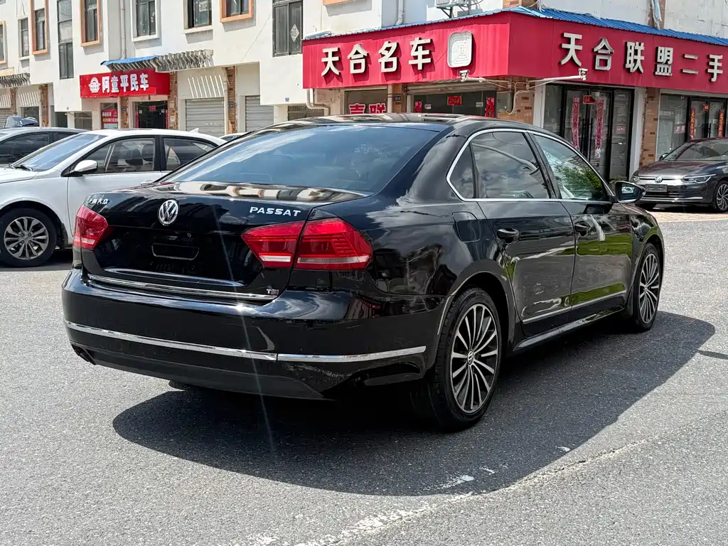 Volkswagen Passat 2015 — фото 9