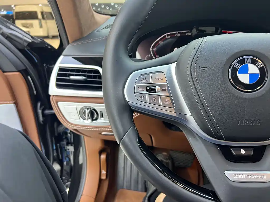 BMW 7 Series 2022 — фото 15