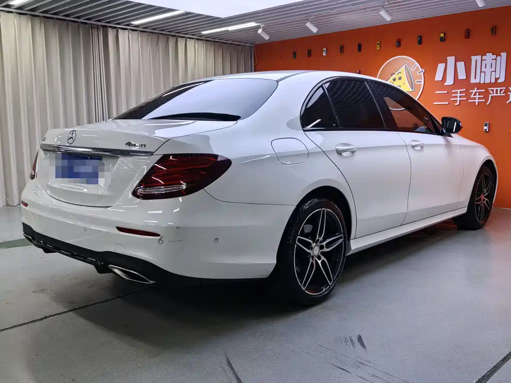 Mercedes-Benz E-Class 2017 — фото 9