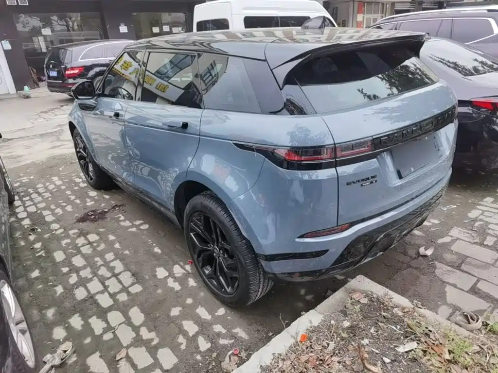 Land Rover Evoque 2021