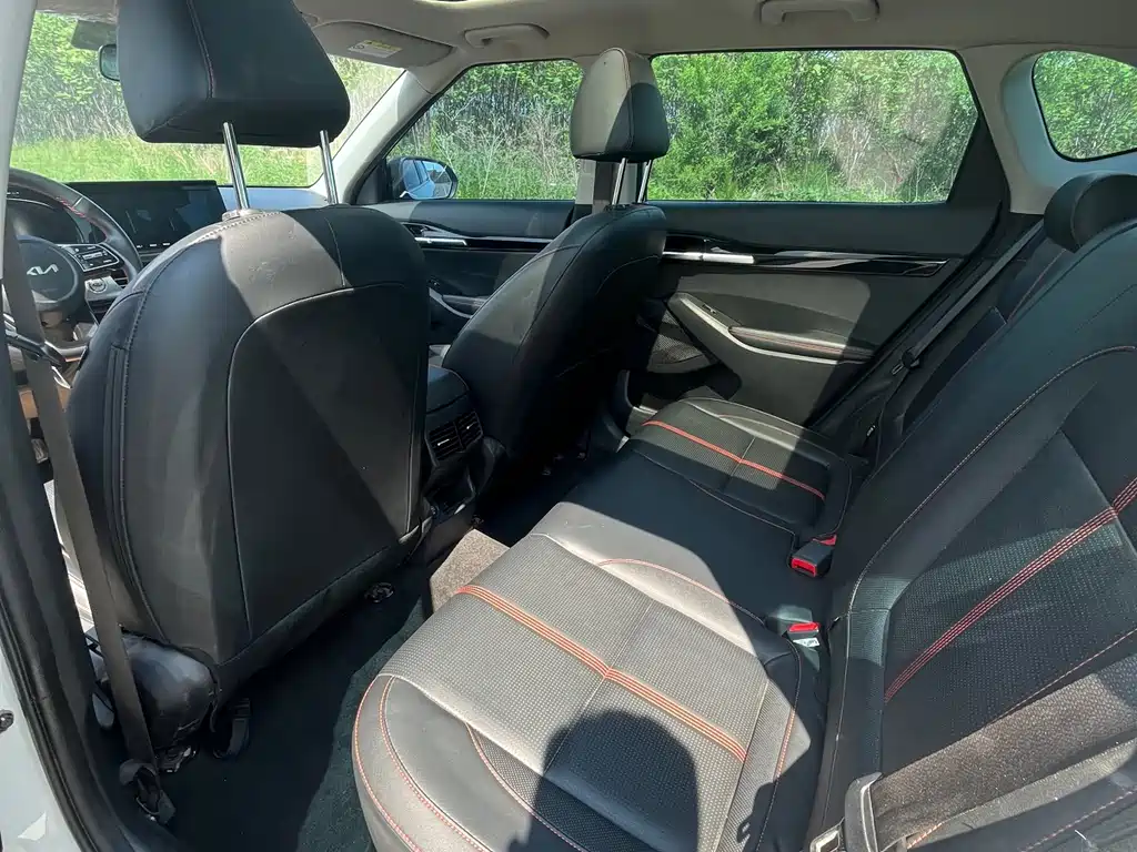 Kia KX3 2022 — фото 10