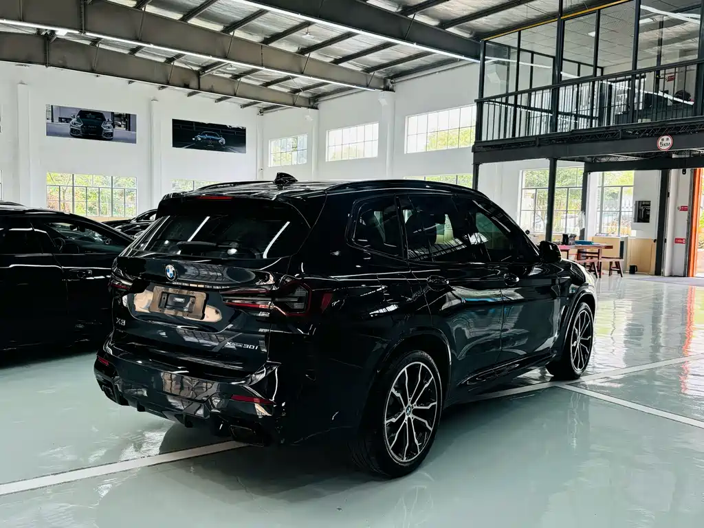 BMW X3 2022 — фото 9