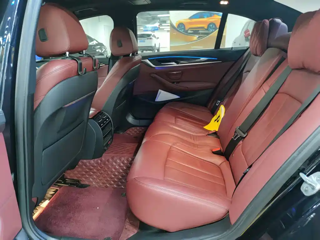 BMW 5 Series 2019