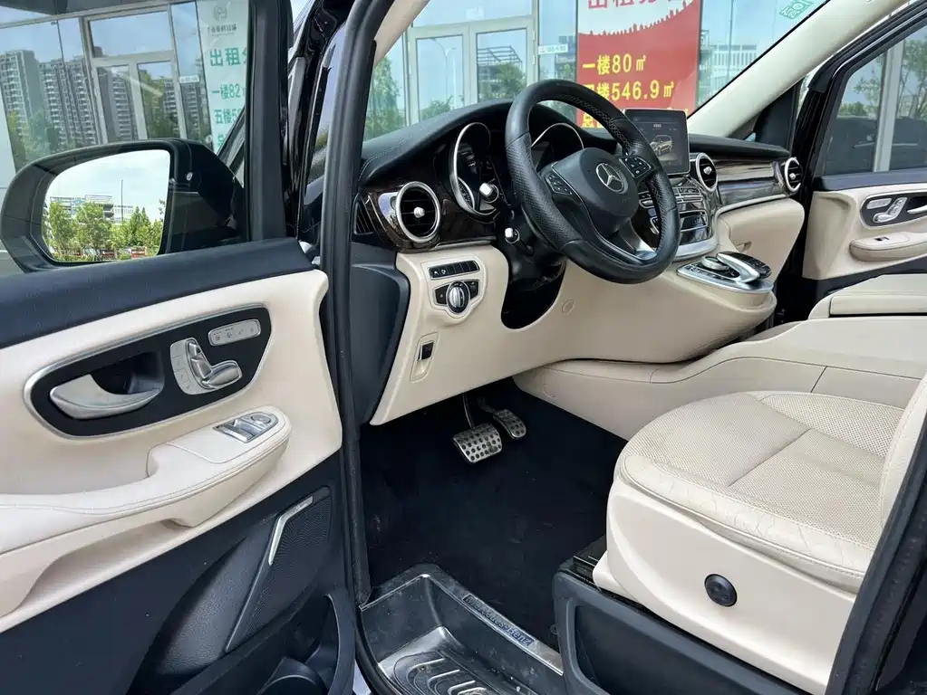 Mercedes-Benz V-Class 2018 — фото 5