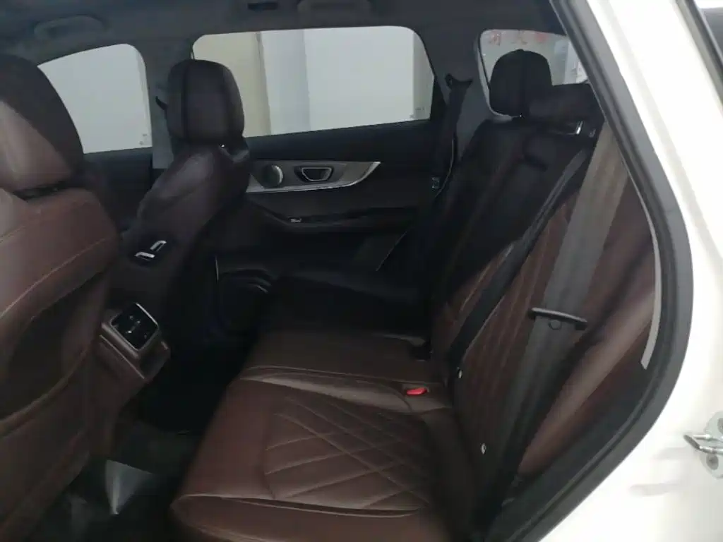 Chery Tiggo 8 PRO 2023 — фото 17